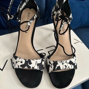 Via Spiga Black and White Floral Heels